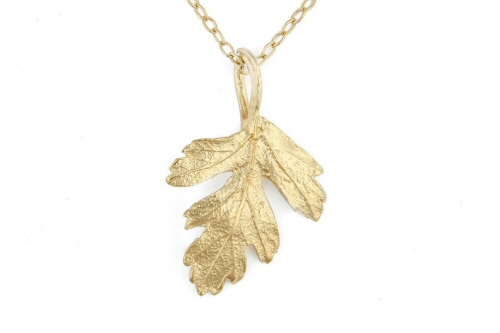 18ct Gold Hawthorn Leaf Pendant